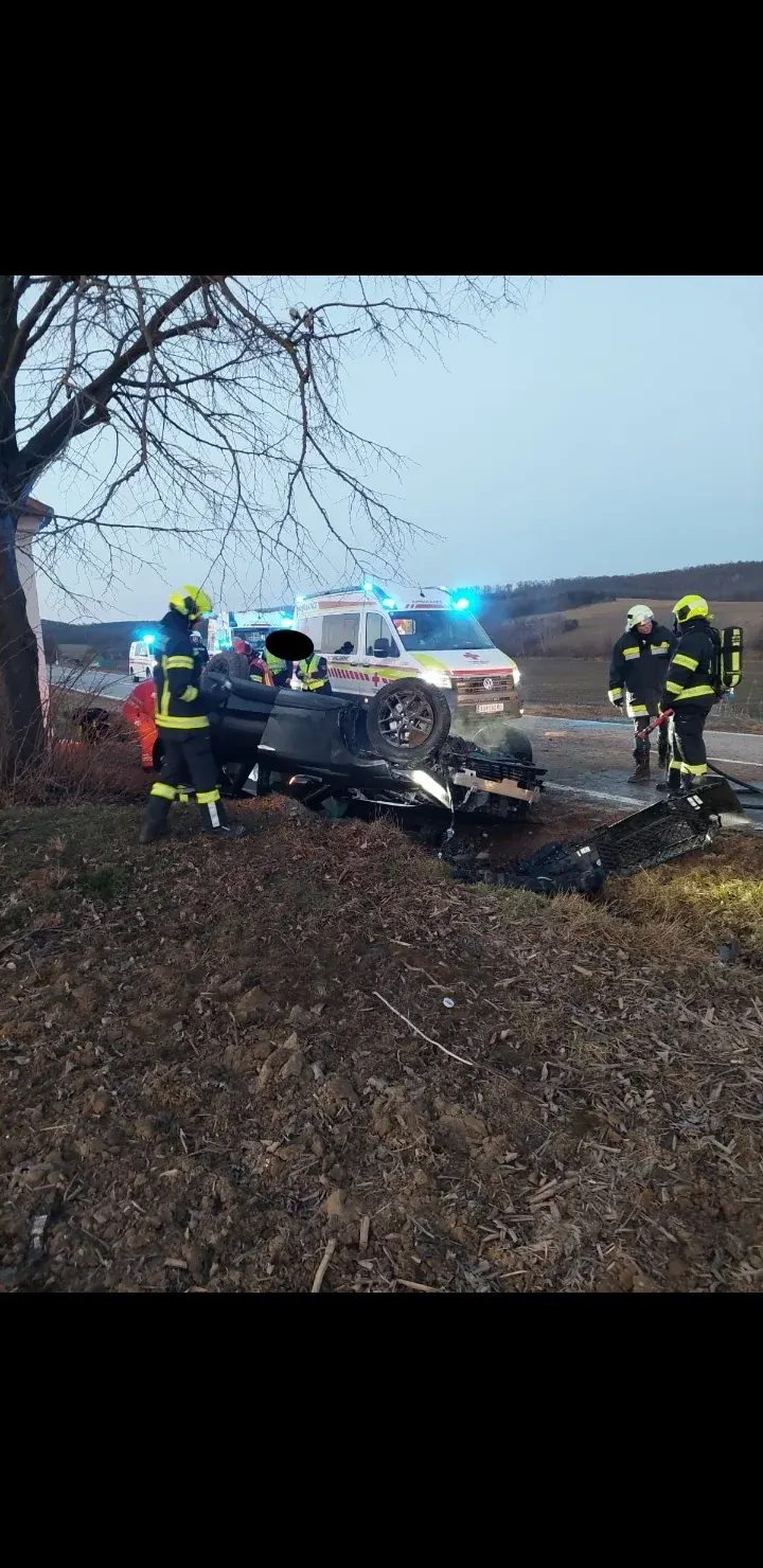 Verkehrsunfall zwischen Füllersdorf und Steinabrunn