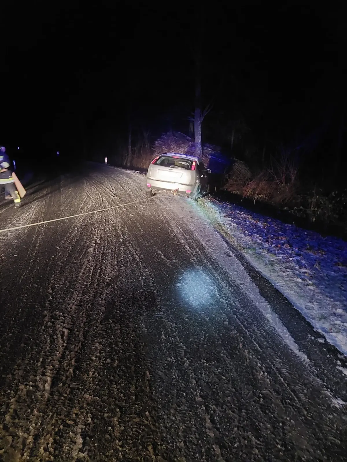Verkehrsunfall auf glatter Fahrbahn