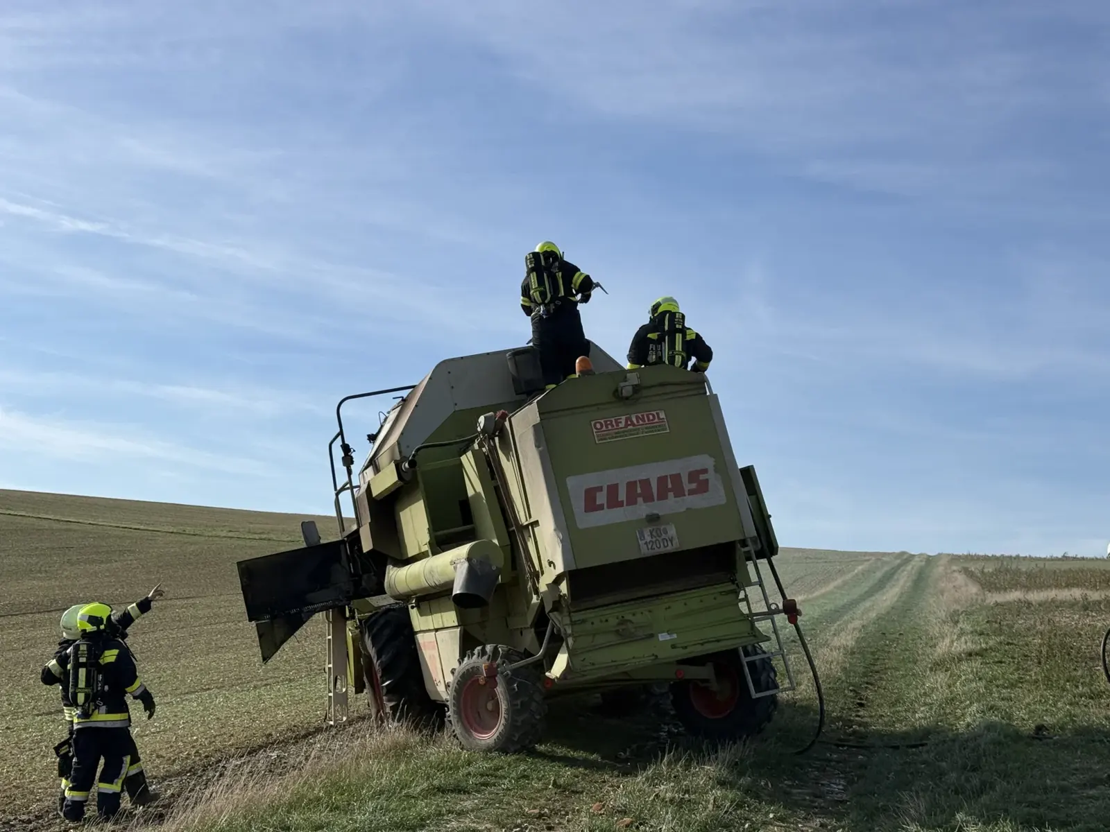 Brand eines Mähdreschers